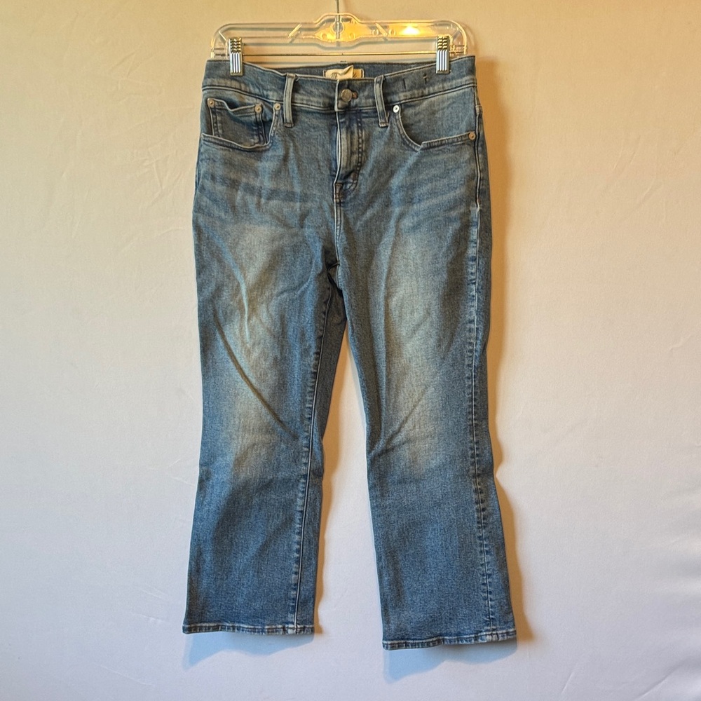Madewell Petite Mid Rise Kick Out Crop Jeans Size 29 Oneida Wash